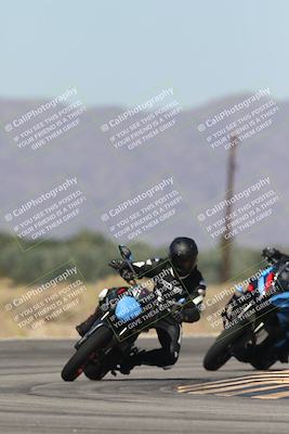 media/Oct-13-2025-Moto Forza (Mon) [[a66d839500]]/4-C Group/Session 3 (Turn 16)/